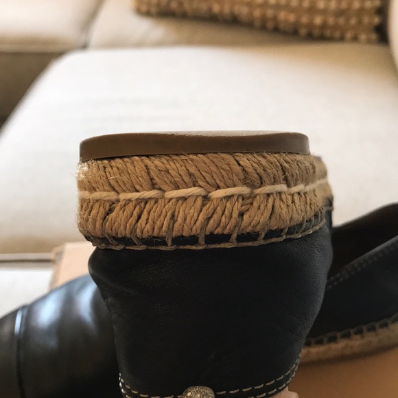 Prada black leather cap-toe espadrille - Picture 6 of 8